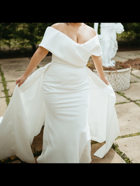 Eva Landel Dresses & Skirts - Off-Shoulder White EVA LANDEL Bridal Gown